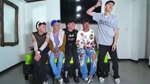 THOMAS AND DAMIAND online show from 10/31/25, 06:42