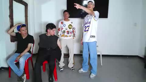 THOMAS AND DAMIAND online show from 11/04/25, 06:40