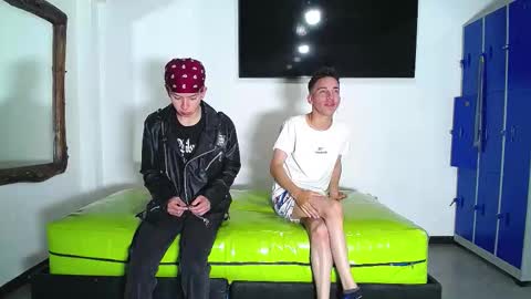 THOMAS AND DAMIAND online show from 11/08/25, 06:07