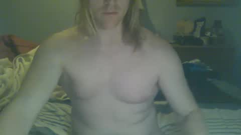 Snapshot of gnger31foru chatting on 01/04/25, 02:25 Steven Meadow online show from 01/04/25, 02:25