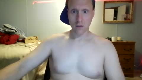 Snapshot of gnger31foru chatting on 07/04/26, 04:07 Steven Meadow online show from 07/04/26, 04:07