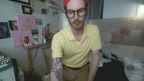 Snapshot of gnickname chatting on 06/20/26, 12:25 gnickname online show from 06/20/26, 12:25