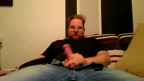 Snapshot of gnik_labinnah chatting on 10/14/25, 03:57 gnik_labinnah online show from 10/14/25, 03:57