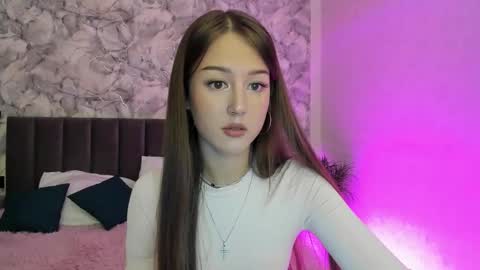 Snapshot of go0d_grl chatting on 10/14/25, 08:48 Lina online show from 10/14/25, 08:48