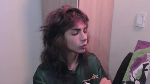 Snapshot of god_dereck chatting on 02/04/26, 06:08 god_dereck online show from 02/04/26, 06:08