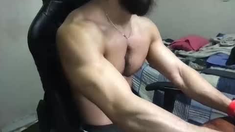 god hunkules online show from 01/04/25, 04:00