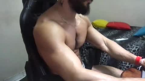 god hunkules online show from 02/02/25, 06:20