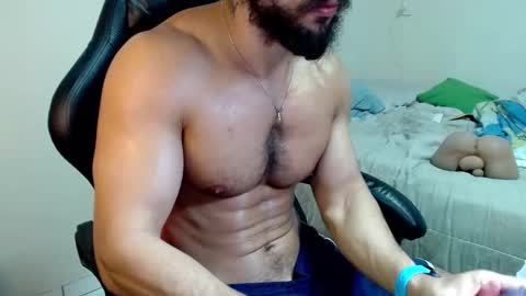 god hunkules online show from 10/10/25, 04:17