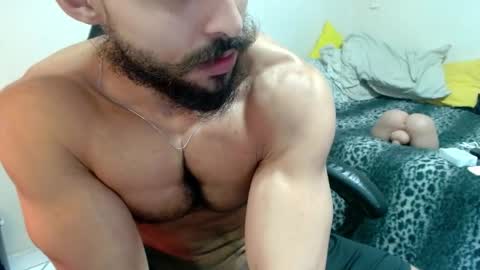 Snapshot of god_hunkules chatting on 12/15/25, 10:14 god hunkules online show from 12/15/25, 10:14