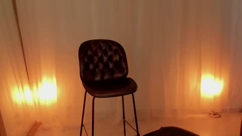 Elena online show from 02/07/25, 01:04