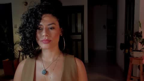 Elena online show from 02/02/26, 12:31