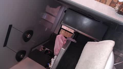 Snapshot of goddesfox chatting on 02/04/25, 07:44 daniela online show from 02/04/25, 07:44