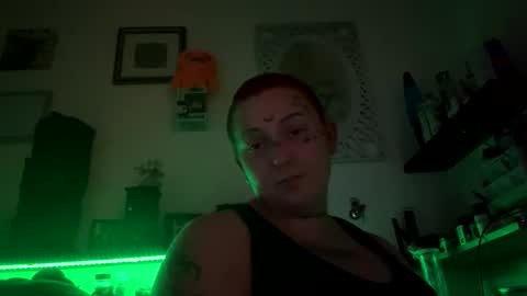 Snapshot of goddess182002 chatting on 11/08/25, 09:35 goddess182002 online show from 11/08/25, 09:35