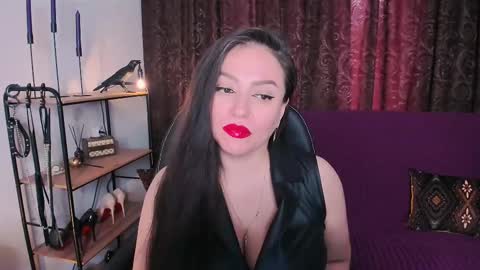 Snapshot of goddess__anna chatting on 02/16/25, 11:16 GoddeSS ANNA online show from 02/16/25, 11:16