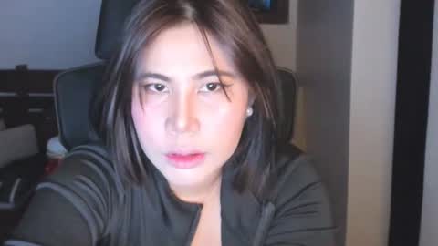 Snapshot of goddess_chantal chatting on 02/02/25, 01:41 MARGOLD online show from 02/02/25, 01:41