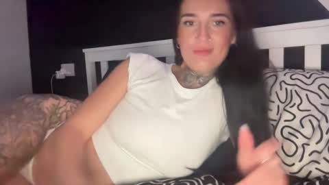 Cleo online show from 11/05/25, 01:11