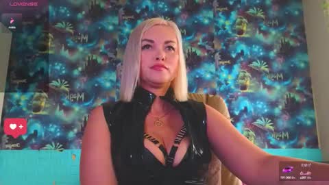 Mrs. Isabella online show from 09/13/25, 03:50