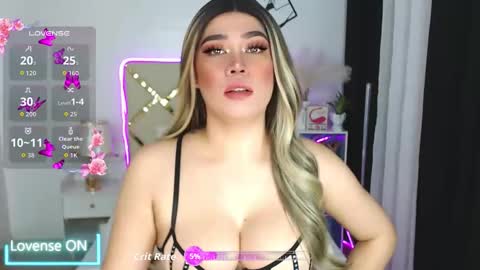 Snapshot of goddess_lykafox chatting on 03/30/26, 01:06 Lyka Fox online show from 03/30/26, 01:06