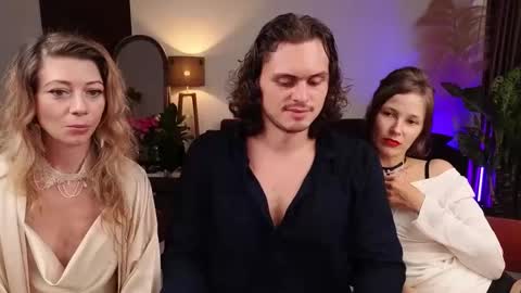   330 UTC2 girls   online show from 12/14/24, 03:29