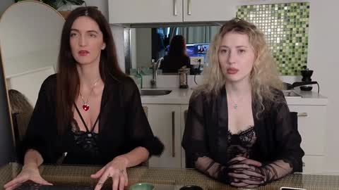   330 UTC2 girls   online show from 01/21/25, 03:37