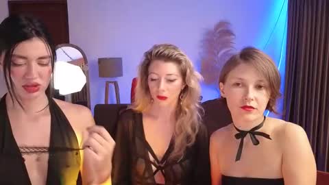   330 UTC2 girls   online show from 02/02/25, 03:10