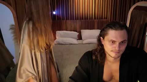   330 UTC2 girls   online show from 02/18/26, 07:15