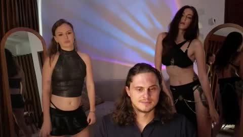 Snapshot of goddess_marylin chatting on 03/14/26, 05:35 330 UTC2 girls online show from 03/14/26, 05:35