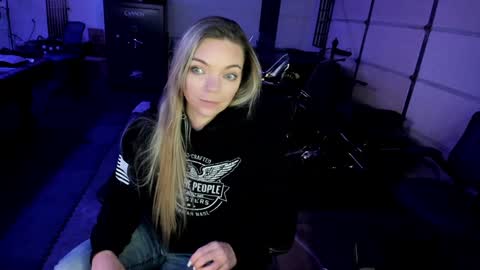 Snapshot of goddess_of_mars chatting on 12/03/24, 03:33 Patricia Mars           Goddess of Mars twitter thegoddessmindy online show from 12/03/24, 03:33