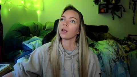 Snapshot of goddess_of_mars chatting on 01/02/25, 12:46 Patricia Mars           Goddess of Mars twitter thegoddessmindy online show from 01/02/25, 12:46