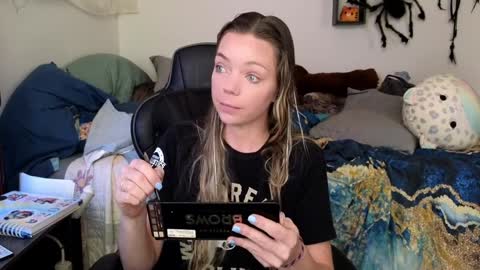 Snapshot of goddess_of_mars chatting on 01/23/25, 03:22 Patricia Mars           Goddess of Mars twitter thegoddessmindy online show from 01/23/25, 03:22