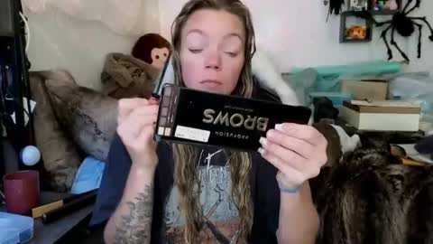 Snapshot of goddess_of_mars chatting on 10/14/25, 02:07 Patricia Mars           Goddess of Mars twitter thegoddessmindy online show from 10/14/25, 02:07