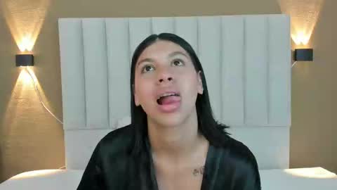 Snapshot of goddess_saori chatting on 03/08/26, 11:52 Saori online show from 03/08/26, 11:52