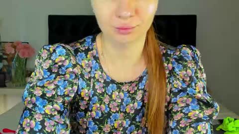 Katrin online show from 05/19/26, 02:18