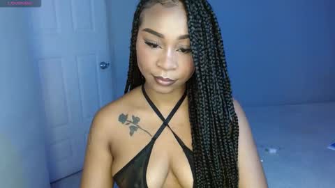 Snapshot of goddess_val chatting on 12/16/25, 09:58 Valentina online show from 12/16/25, 09:58