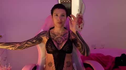 vee online show from 01/10/26, 03:03