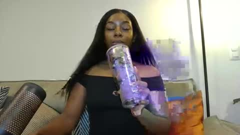 Snapshot of goddessblackk chatting on 04/03/26, 02:42 Miss Raven Black online show from 04/03/26, 02:42