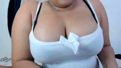 Snapshot of goddesschanell chatting on 02/07/25, 04:06 CHANELL online show from 02/07/25, 04:06