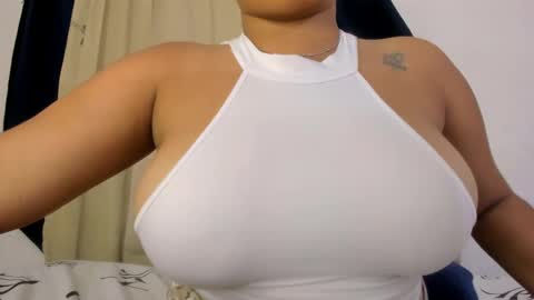 Snapshot of goddesschanell chatting on 03/07/25, 01:31 CHANELL online show from 03/07/25, 01:31