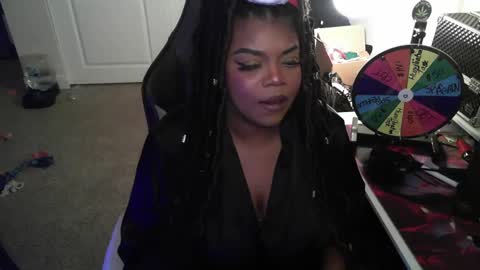 Snapshot of goddesscocoaa chatting on 12/15/24, 10:39 Goddess Cocoa online show from 12/15/24, 10:39