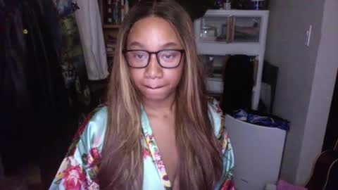 Snapshot of goddessdaisysky chatting on 09/29/25, 06:07 Goddess Daisy Sky online show from 09/29/25, 06:07