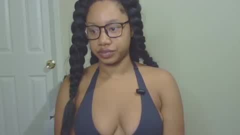 Snapshot of goddessdaisysky chatting on 10/13/25, 01:44 Goddess Daisy Sky online show from 10/13/25, 01:44