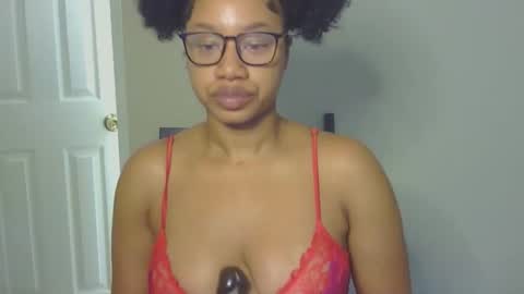 Snapshot of goddessdaisysky chatting on 10/19/25, 06:08 Goddess Daisy Sky online show from 10/19/25, 06:08