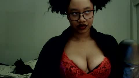 Snapshot of goddessdaisysky chatting on 01/06/26, 06:06 Goddess Daisy Sky online show from 01/06/26, 06:06