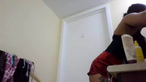 Snapshot of goddessdiiamond chatting on 03/05/26, 04:47 goddessdiiamond online show from 03/05/26, 04:47