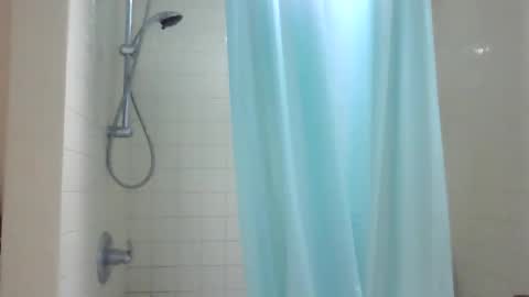 Snapshot of goddessdiiamond chatting on 03/18/26, 01:03 goddessdiiamond online show from 03/18/26, 01:03