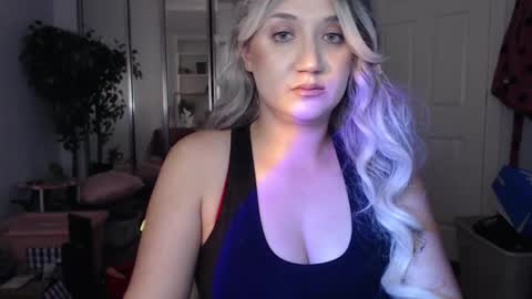 Snapshot of goddessemmy chatting on 12/03/25, 03:14 Goddess Emmy online show from 12/03/25, 03:14