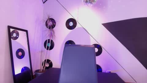 Snapshot of goddessjulieta chatting on 03/01/26, 06:32 Julieta online show from 03/01/26, 06:32