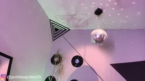 Snapshot of goddessjulieta chatting on 03/28/26, 07:24 Julieta online show from 03/28/26, 07:24