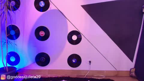 Snapshot of goddessjulieta chatting on 04/01/26, 06:49 Julieta online show from 04/01/26, 06:49