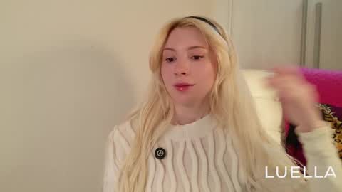 Snapshot of goddesslulea chatting on 03/10/26, 11:21 Perfect Luella online show from 03/10/26, 11:21